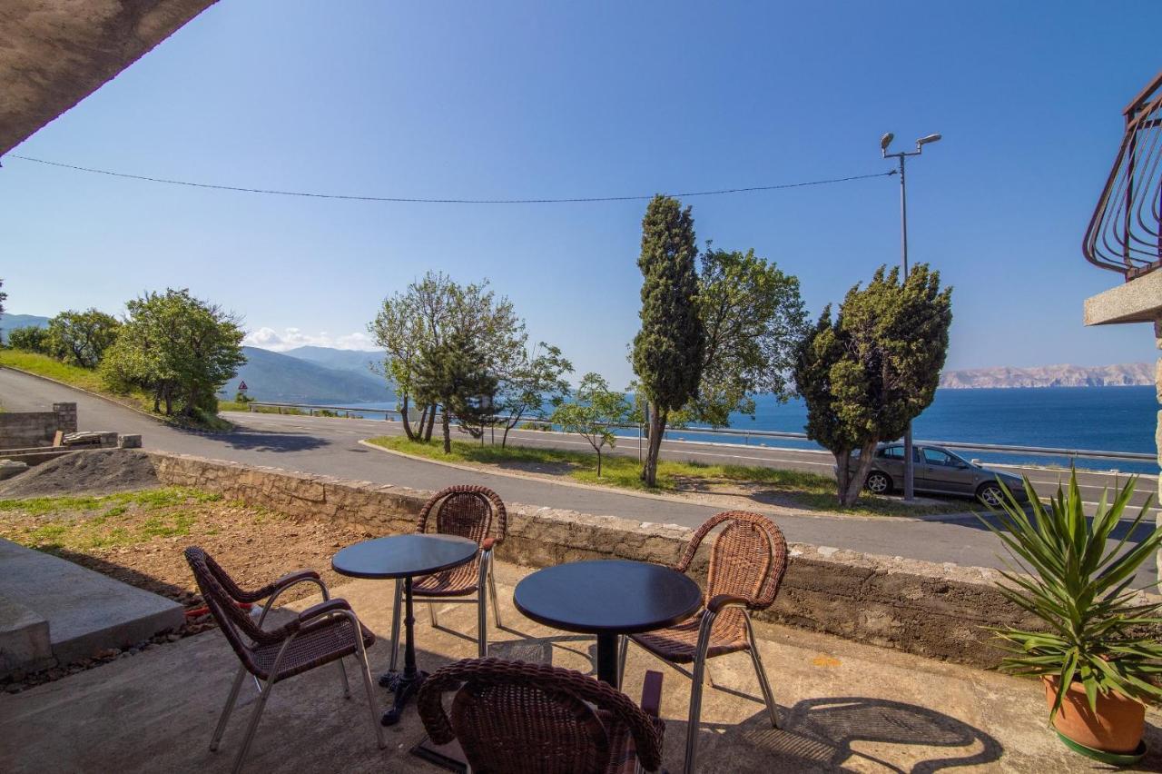 Apartment Luka Сен Екстериор снимка